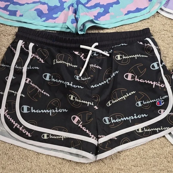 Champion Kids Multicolor Shorts Bundle 14/16 - Picture 6 of 6